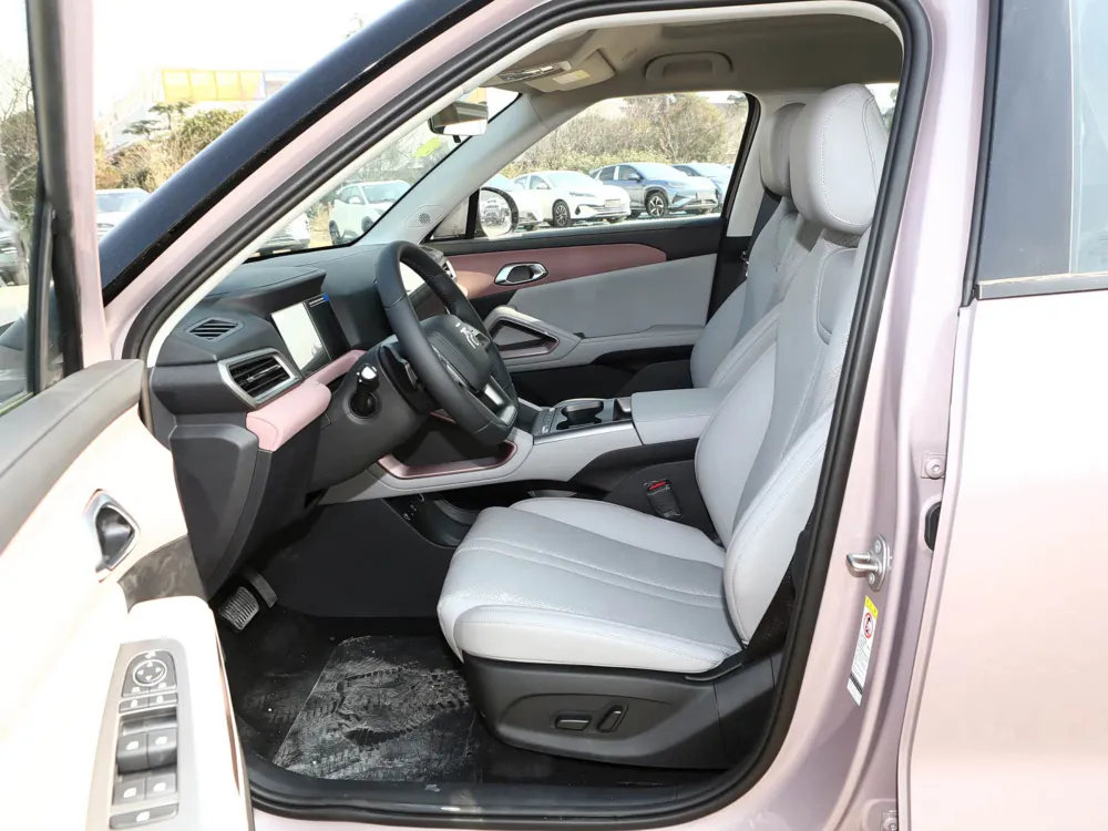 BYD Yuan UP 2025 Intelligent Driving Edition 401KM Beyond Edition - Image 3