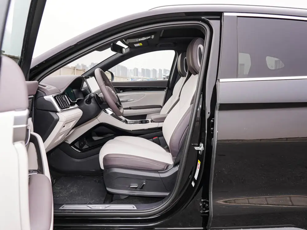 BYD Song PLUS EV 2025 Intelligent Driving Edition (605KM Flagship) - Image 3
